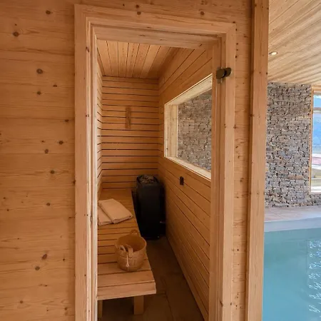 La Framboiseille - De Luxe Avec Piscine Interieure Et Sauna - Vue Montagne *